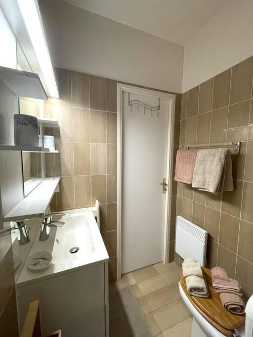 Studio Port Marina - Parking Prive, Climatise Au Ducal Villeneuve-Loubet Dış mekan fotoğraf