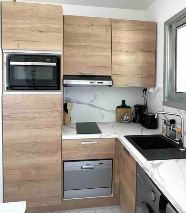 Studio Port Marina - Parking Prive, Climatise Au Ducal Villeneuve-Loubet Dış mekan fotoğraf